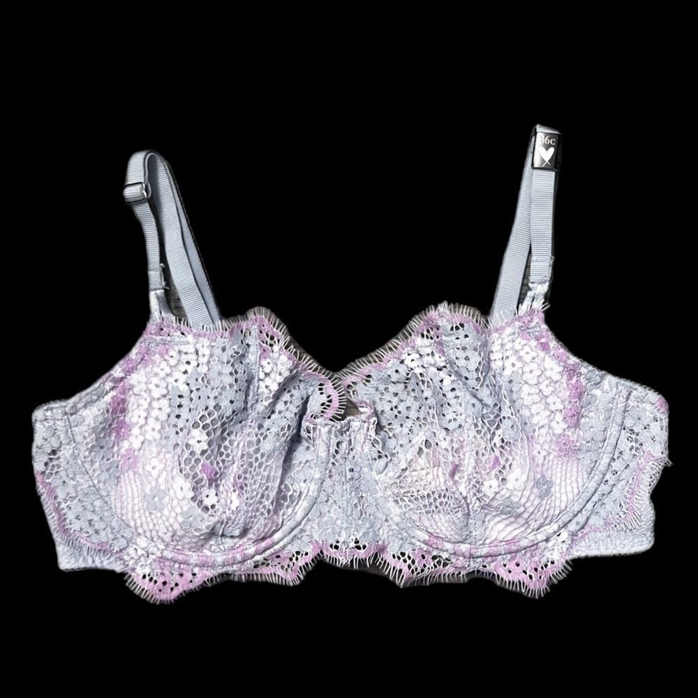Victoria’s Secret Push Up without padding uplift unlined lace bra 36C - Picture 4 of 6